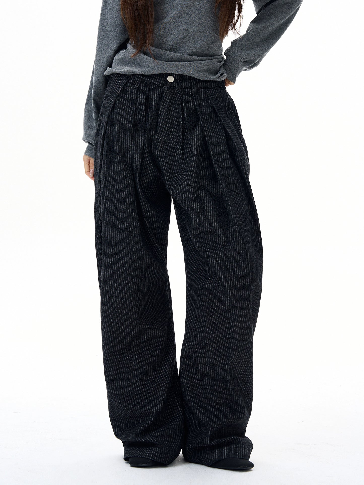 TS Stripe pleated trousers